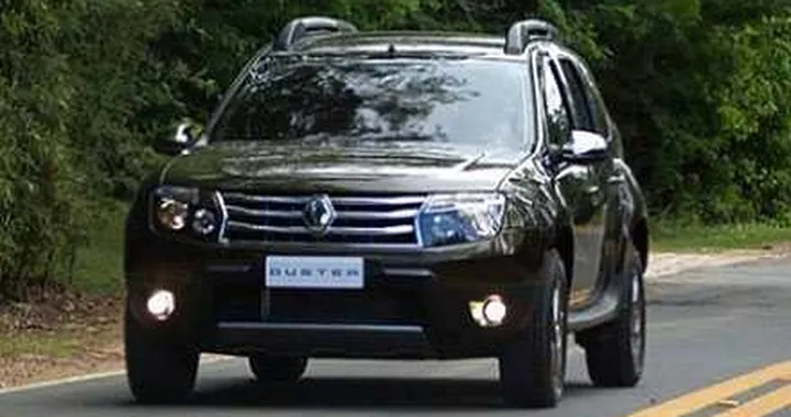 Dacia Duster versione Renault: anticipa il restyling?