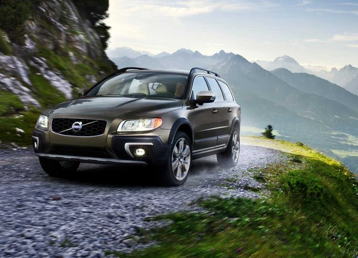 Volvo XC70 e Volvo V70 restyling al Salone di Ginevra