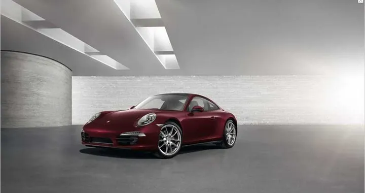 Porsche 911 GUM Red Square Edition