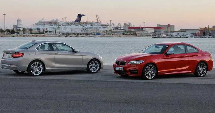 Nuove Bmw Serie 2 Coupé e M235i: immagini ufficiali