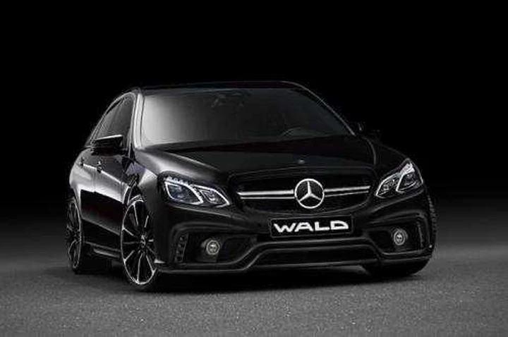 Mercedes Classe E e Toyota Crown by Wald International