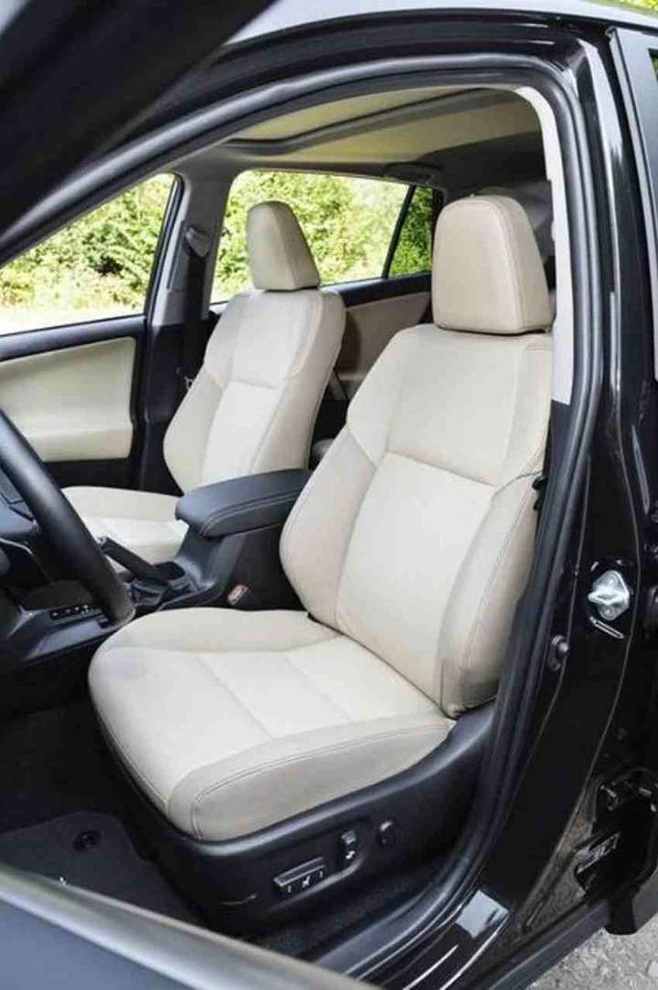 Toyota Rav4 festeggia 20 anni con un tour nel Peloponneso