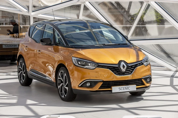 Renault Scenic 2016, nuove immagini