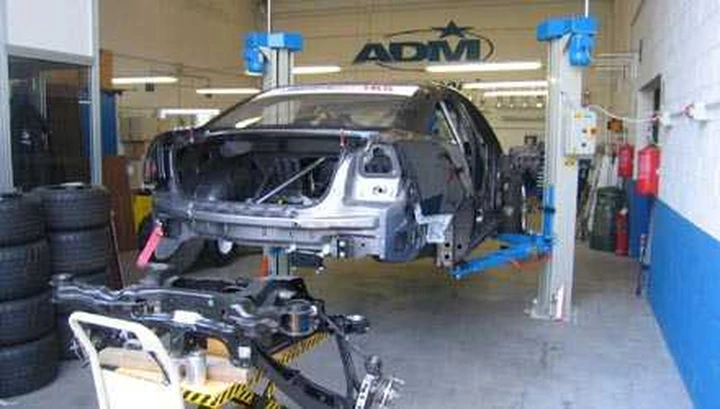 Una Chevrolet Lumina nel Superstars