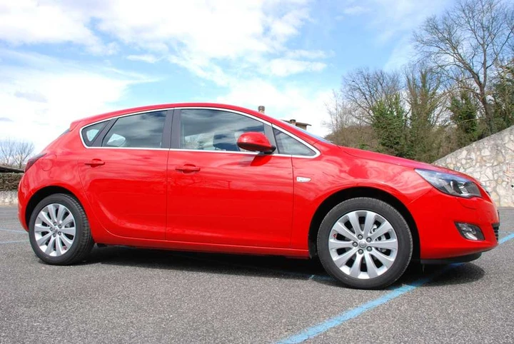 Opel Astra 1.4 turbo Cosmo