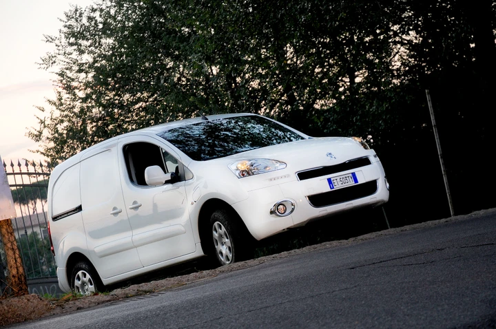Peugeot Partner 100% Electric in prova