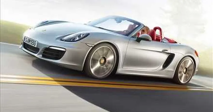 Porsche pensa alla baby Boxster