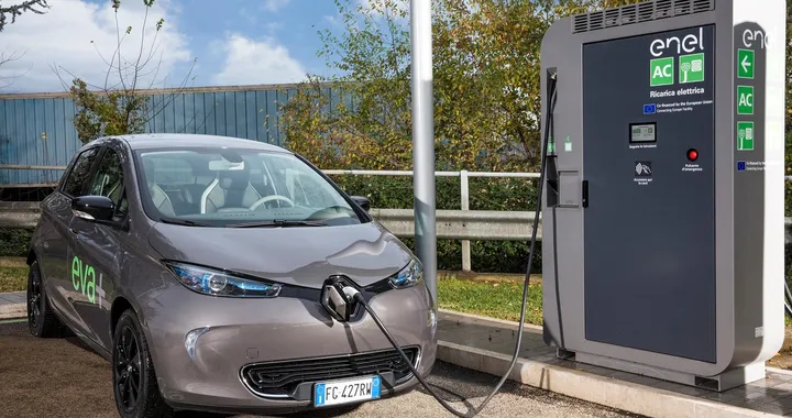 Enel: installate le prime 30 colonnine del progetto EVA+