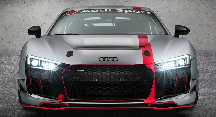 Audi R8 LMS GT4: pensata per i clienti sportivi
