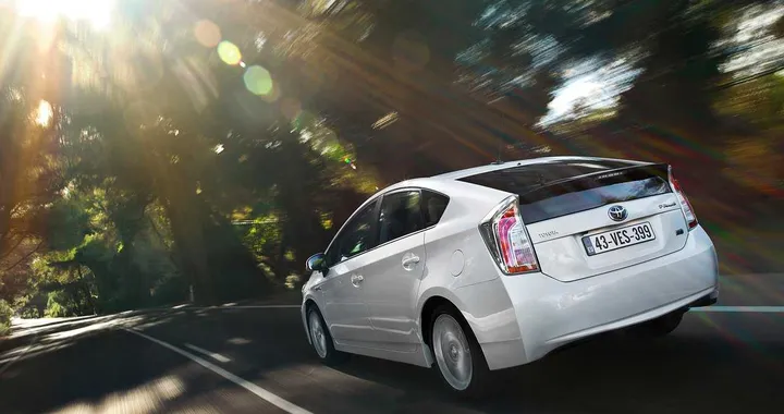 Toyota da record: vendute 4 milioni di auto ibride