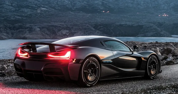 Rimac C Two al Salone di Ginevra 2018