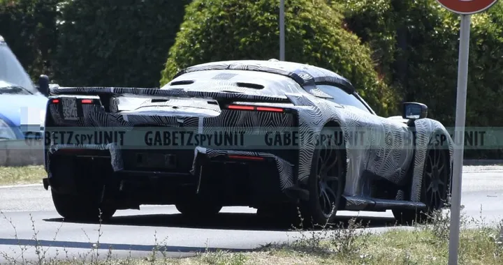 Ferrari F80 Aperta: prime foto spia della hypercar da 1.200 CV