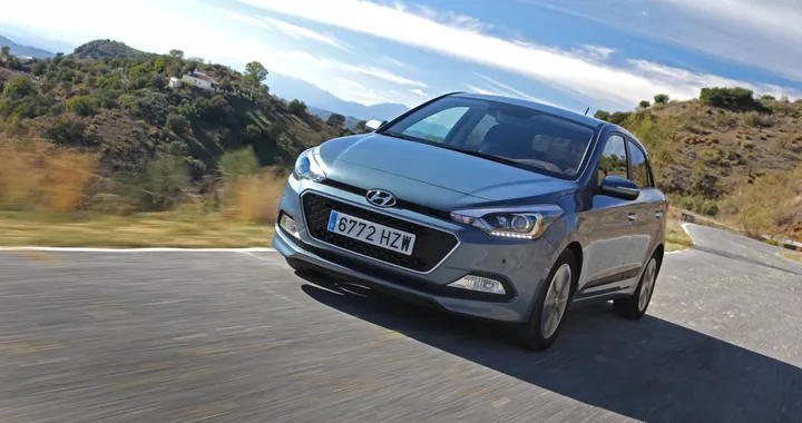 Hyundai i20: primo contatto della compatta coreana
