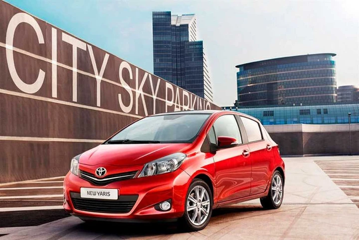 Toyota Yaris 2012: nuovi scatti inediti