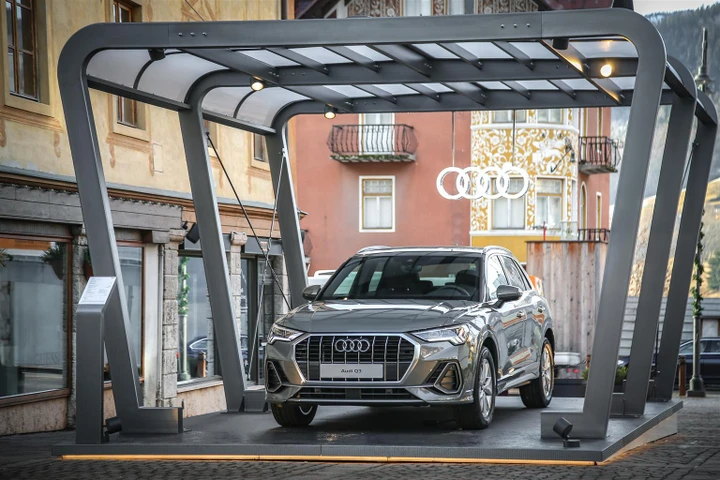 Nuova Audi Q3 protagonista al Cortina Fashion Weekend