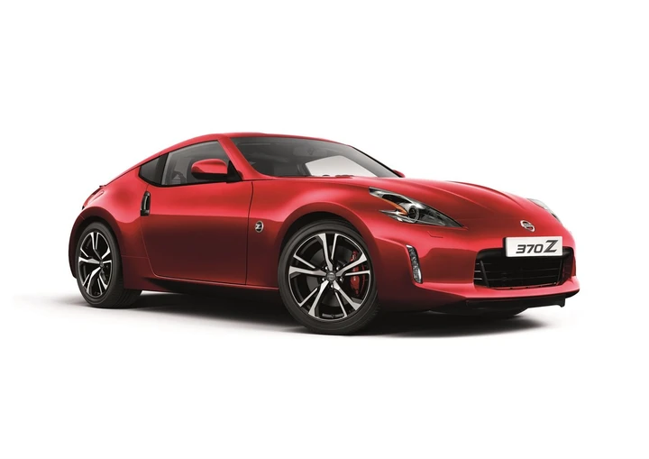 Nissan 370Z M Y 2018: prime immagini ufficiali