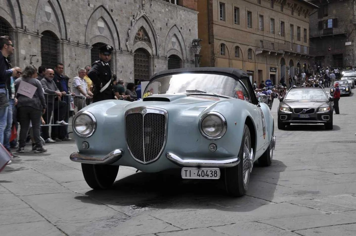 Mille Miglia 2012: da Roma a Brescia