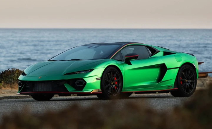 Lamborghini Temerario a trazione posteriore: meno ibrida, più emozione