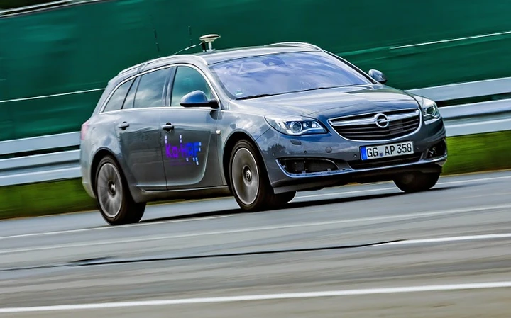 Automotive hi-tech: Opel nel progetto Ko-HAF di guida semi autonoma e cooperativa