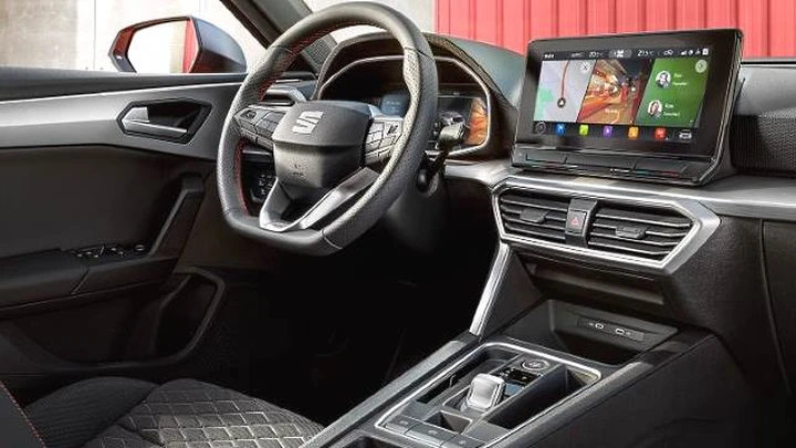 Nuova Seat Leon 2020: la prova su strada è in realtà virtuale