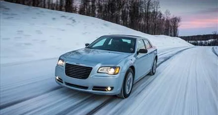 Chrysler 300 Glacier