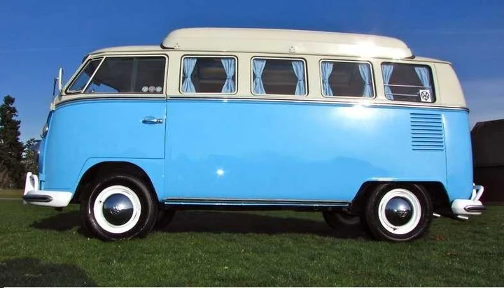 Volkswagen Hippie Bus in vendita su eBay