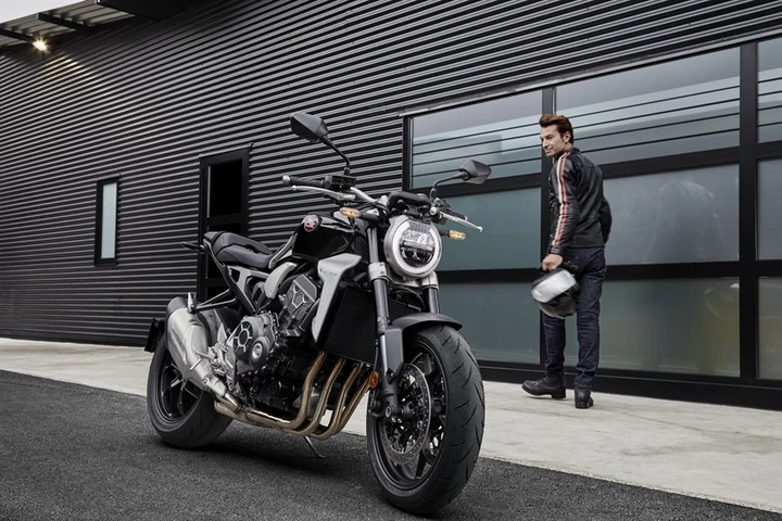 Novità moto in arrivo nel 2018: dalla Panigale V4 alla Vespa Elettrica