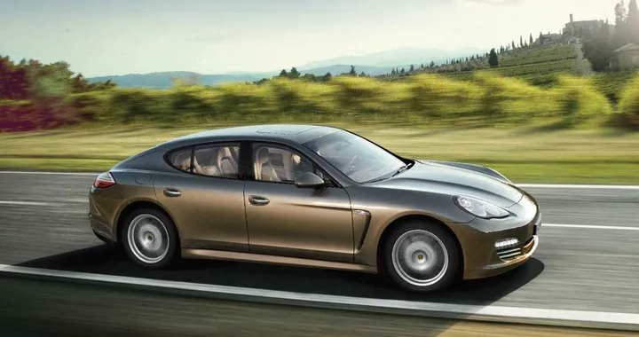 Porsche al lavoro per un nuovo pianale