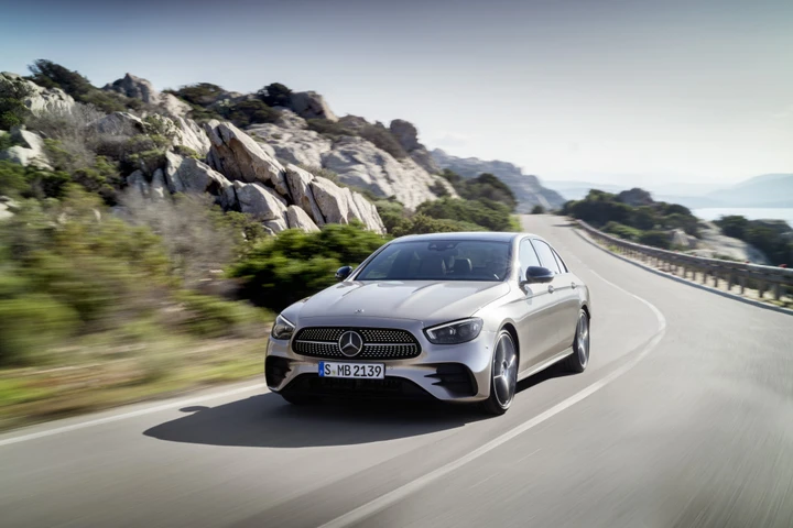 Mercedes Classe E restyling: primo contatto