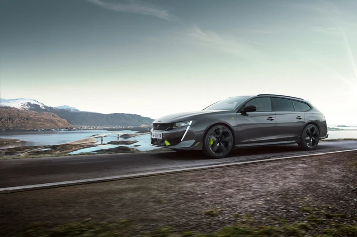 508 Peugeot Sport Engineered 2021: immagini ufficiali