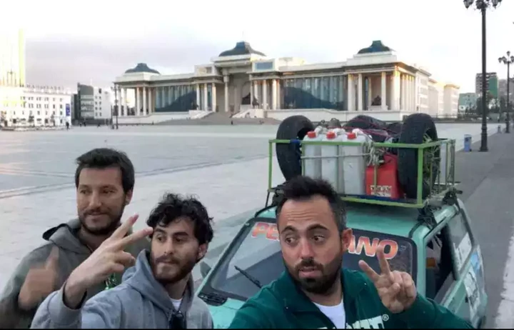Dalla Basilicata alla Mongolia con una vecchia Fiat Panda