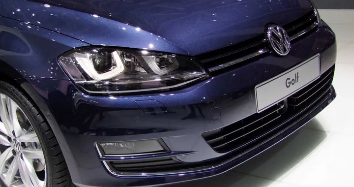 Volkswagen Golf 7 - Parigi 2012