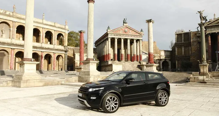 Range Rover Evoque protagonista a Cinecittà