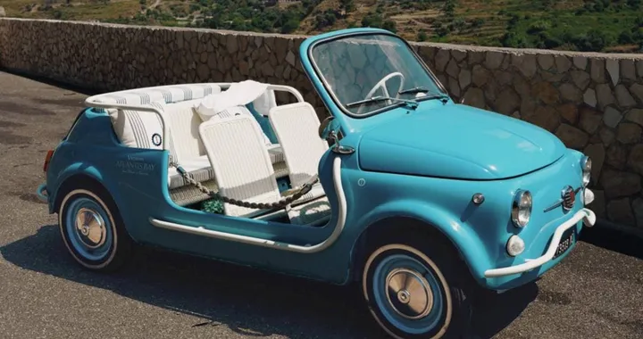 La 500 Spiaggina Volare torna regina dell’estate: tra design, lusso e sostenibilità a Taormina