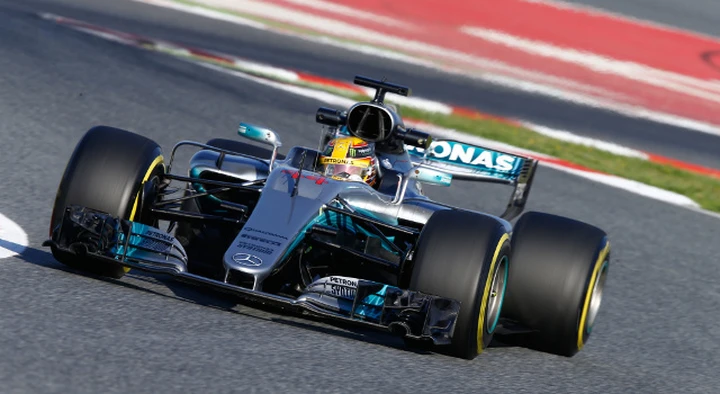 F1, test Montmelò: Mercedes e Hamilton su tutti
