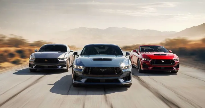 Ford Mustang 2023: nuova vita, vecchio spirito