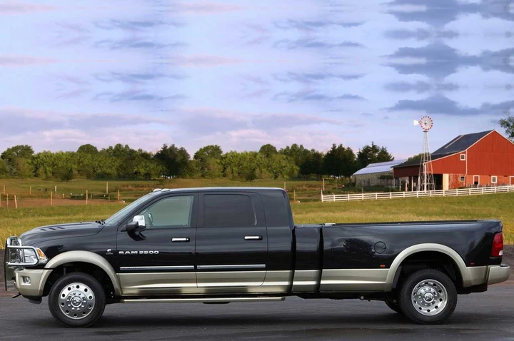 Dodge Ram Long-Hauler Concept
