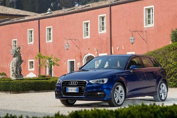Audi A3 Sportback g-tron e A3 Cabriolet: primo contatto
