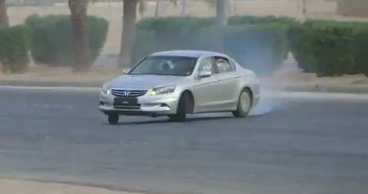 Cose da pazzi: drifting illegale in Arabia Saudita