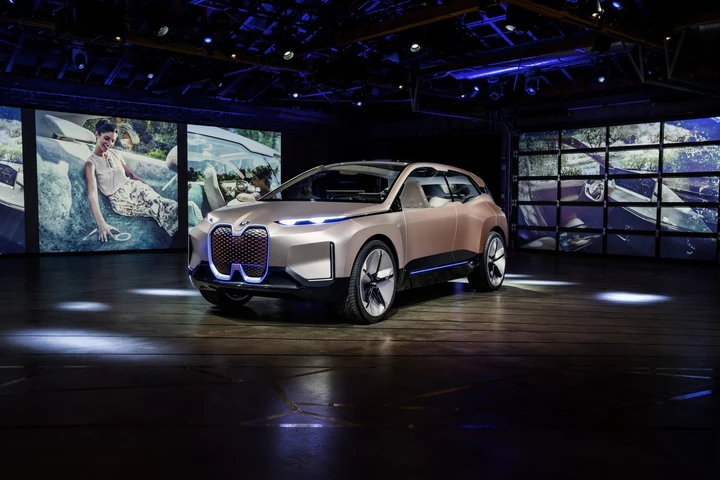 Bmw Vision iNext al Salone di Los Angeles 2018