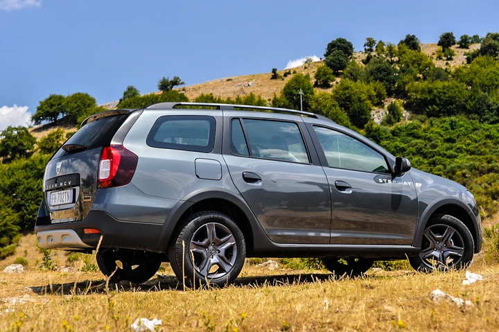 Dacia Logan MCV Stepway 1.5 dCi Brave: la prova su strada