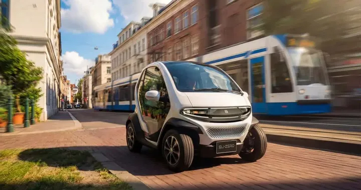 Eli Zero MY26 arriva in Italia: la microcar elettrica cambia