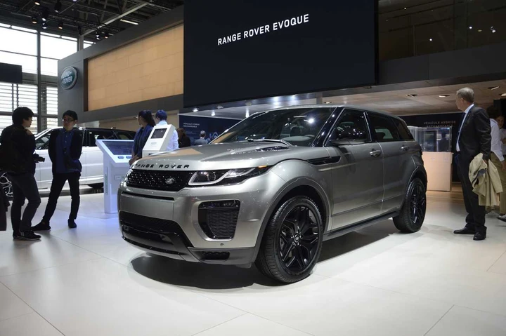 Range Rover Evoque al Salone di Parigi 2018