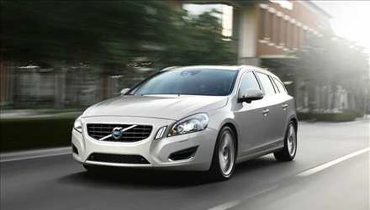 Volvo: al Salone di Ginevra la V60 ibrida plug-in