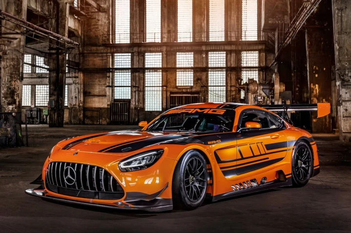 Mercedes-AMG GT3 2020: immagini ufficiali