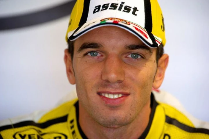Moto Gp, stabili ma gravi le condizioni di Alex De Angelis