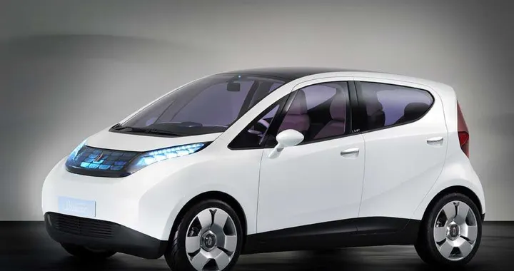 Car sharing elettrico: al via a Parigi il progetto Autolib