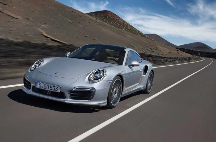 Nuova Porsche 911 Turbo S: dopo Francoforte subito in vendita