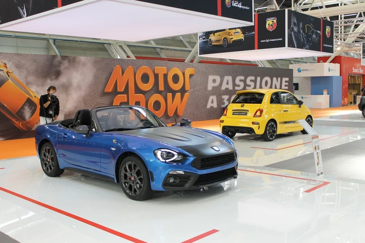 Abarth: iniezione di adrenalina al Motor Show di Bologna 2016