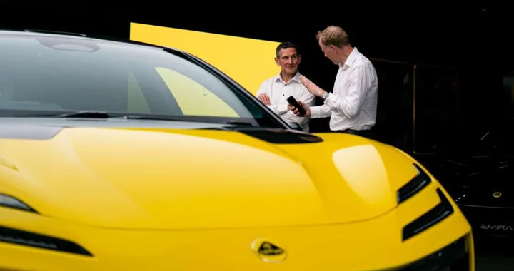 Lotus, elettrificazione in salita: vendite lente e perdite pesanti